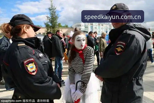 开云体育靠谱吗安卓版 世界杯安保部署差异详解:英国警员赴美人数骤减背后的技术视角